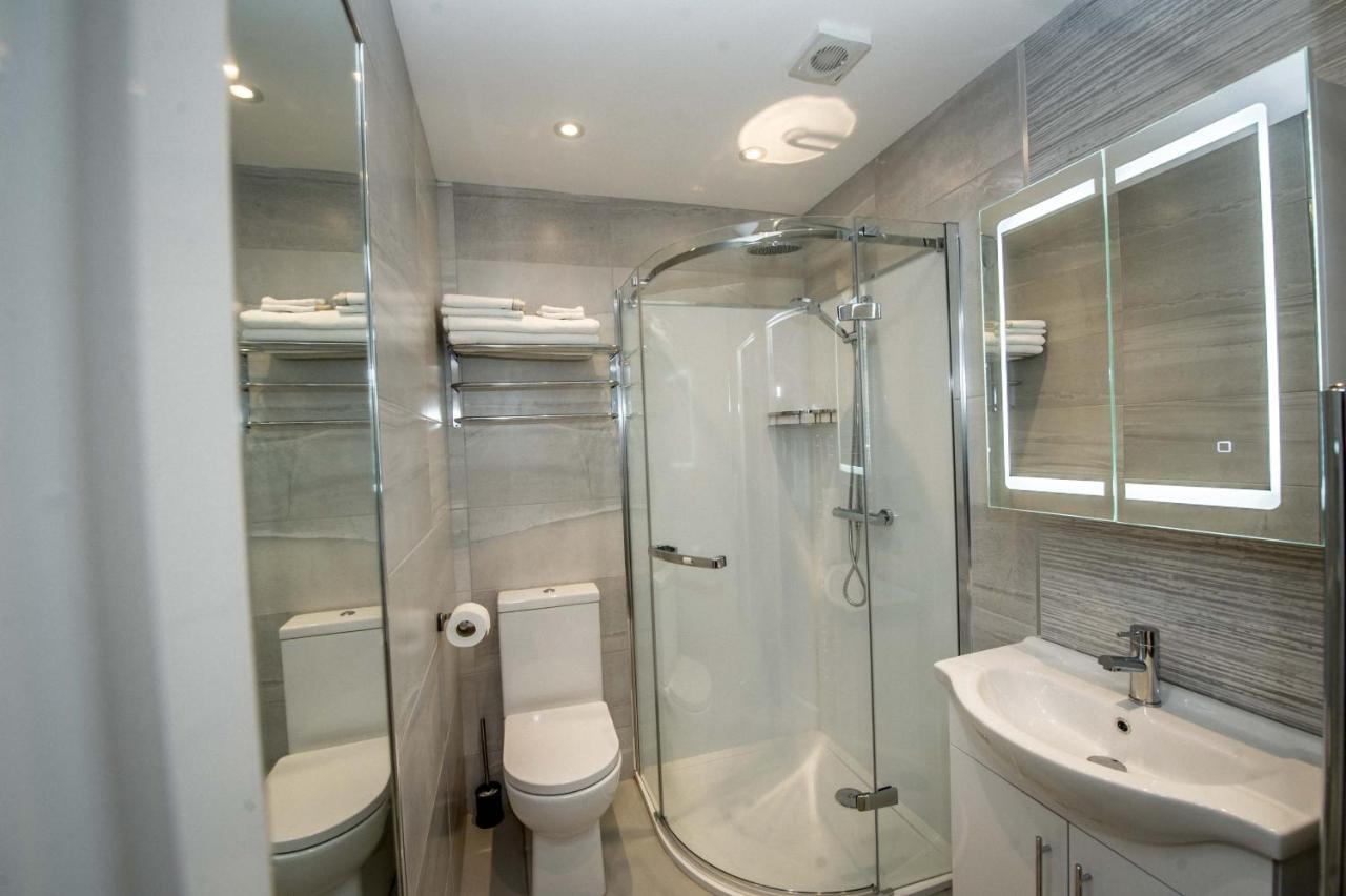 The James Suites Londonderry Esterno foto